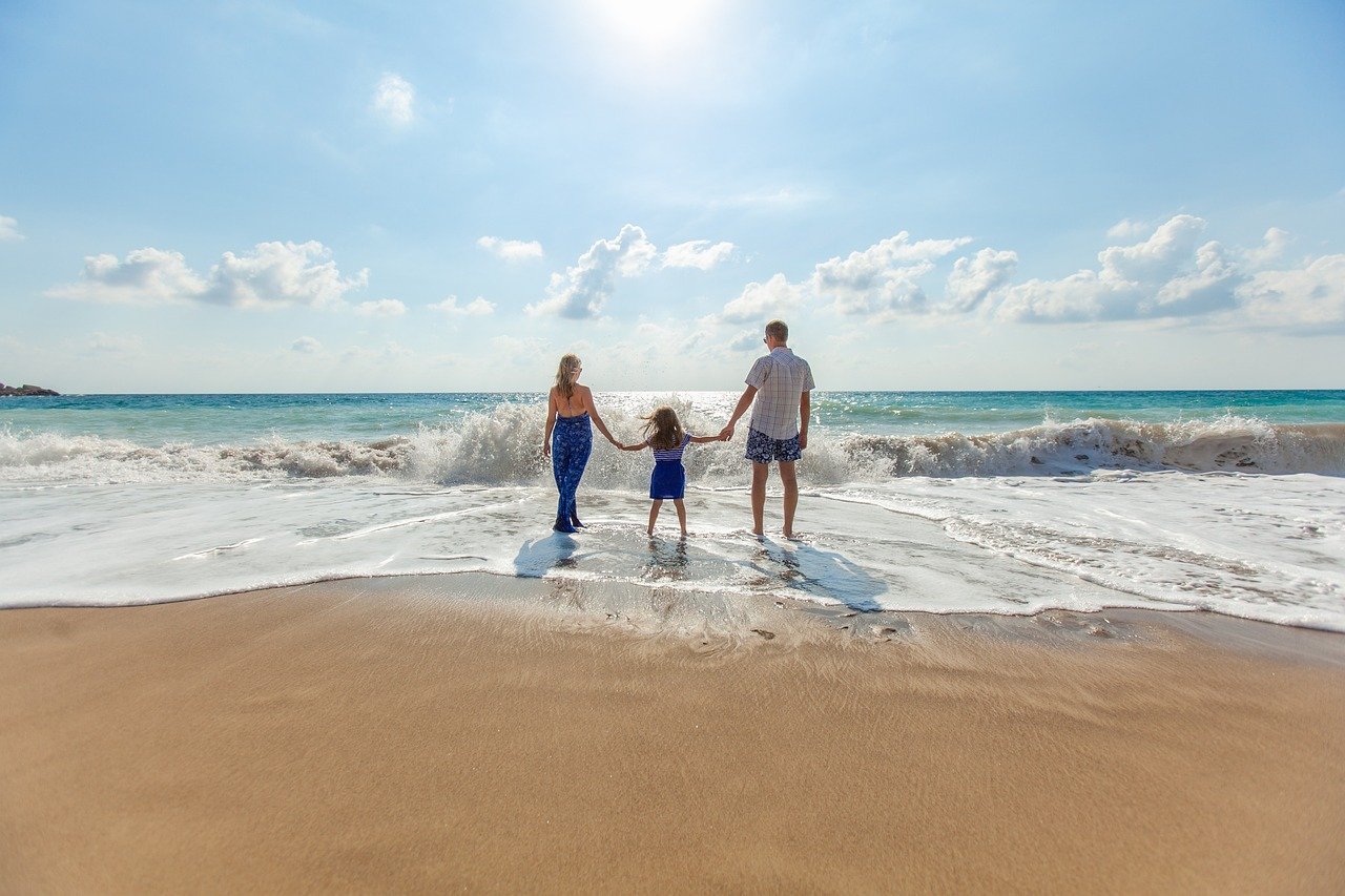 Familia en la playa